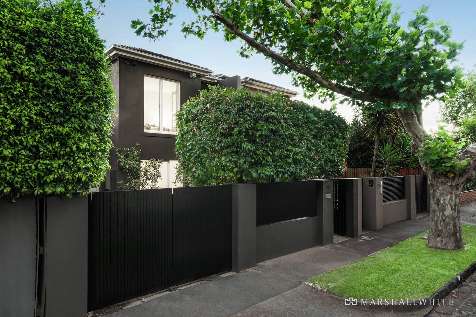 11 Austin Avenue, Elwood, VIC