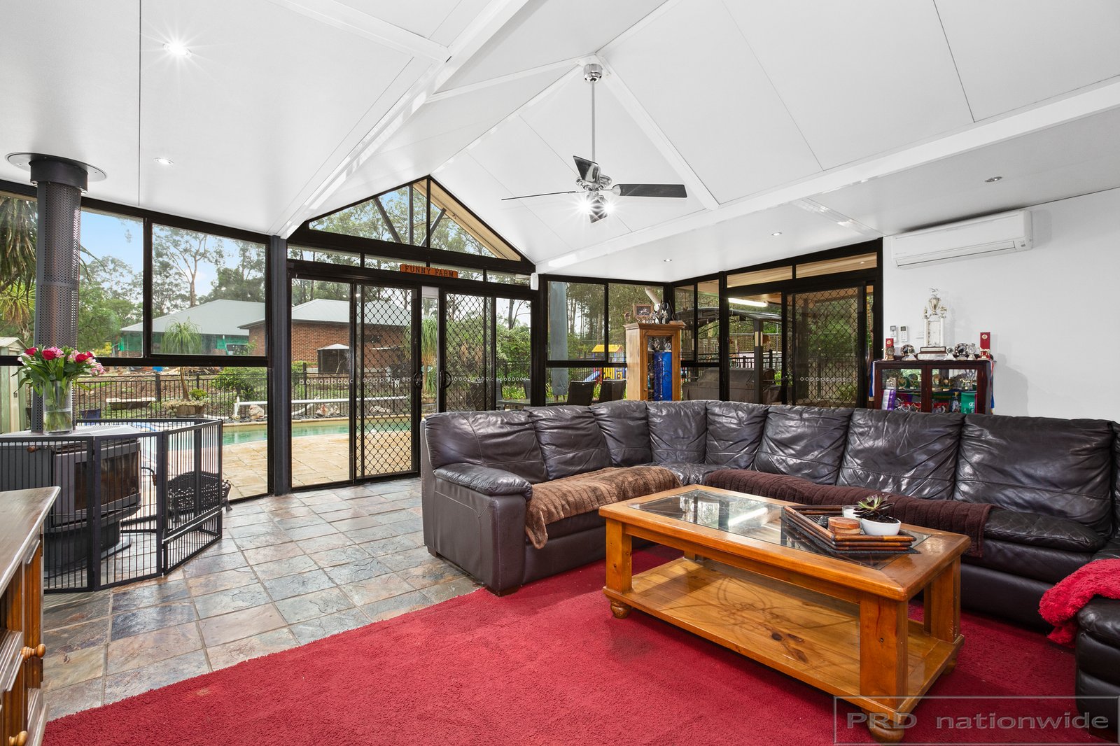 11 Avalon Drive THORNTON 3