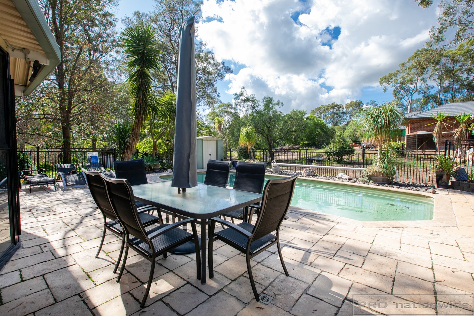 11 Avalon Drive THORNTON 7