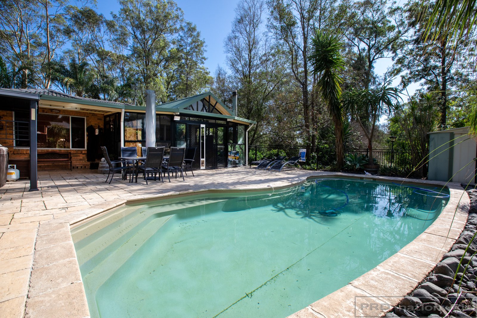 11 Avalon Drive THORNTON 9