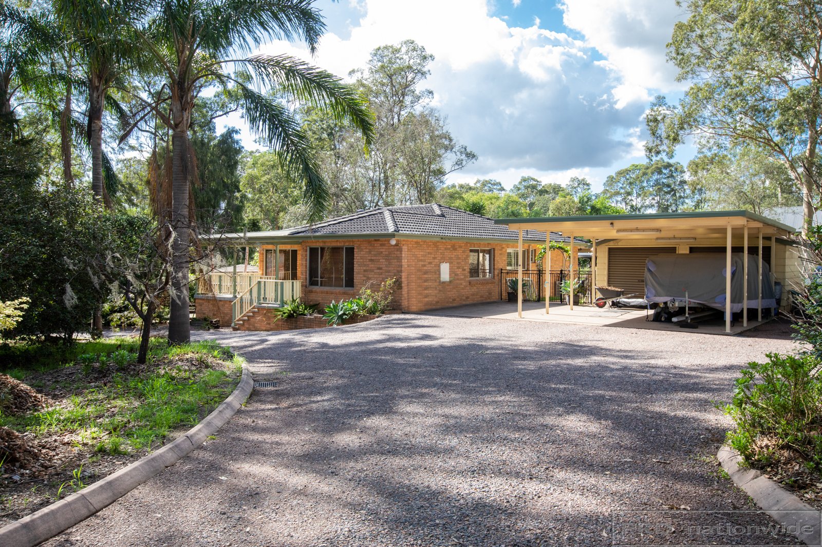 11 Avalon Drive THORNTON 13