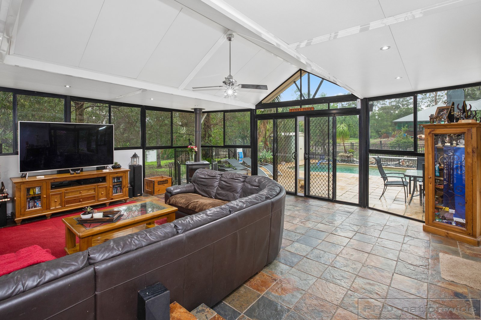 11 Avalon Drive THORNTON 17