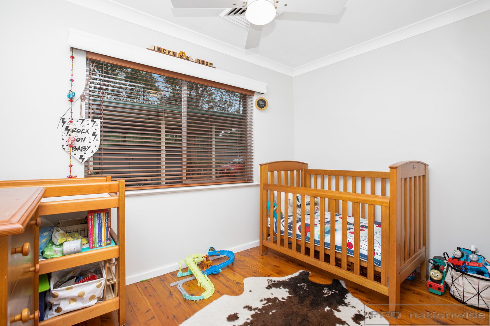 11 Avalon Drive THORNTON 21