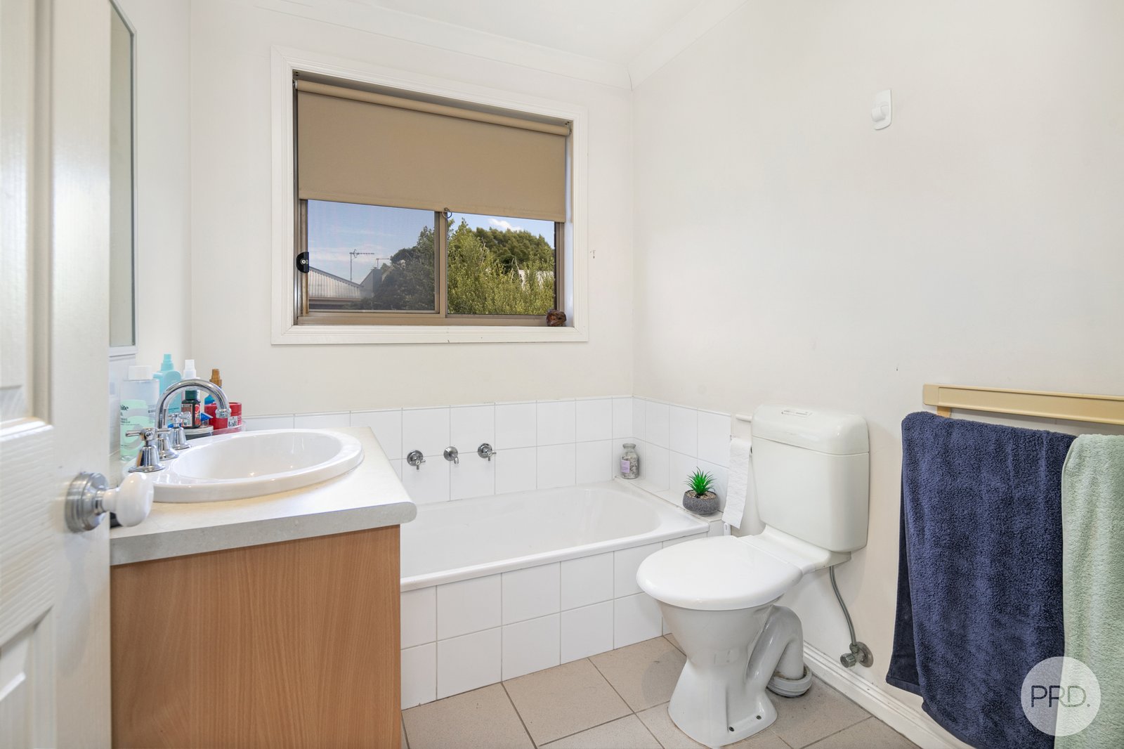 11 Ayrvale Avenue LAKE GARDENS 10