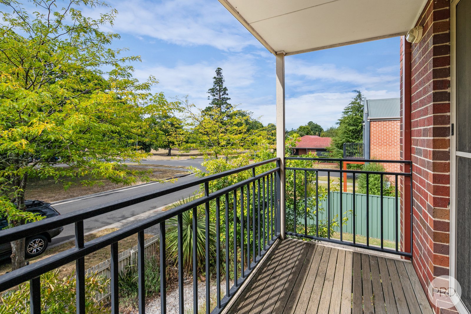 11 Ayrvale Avenue LAKE GARDENS 11