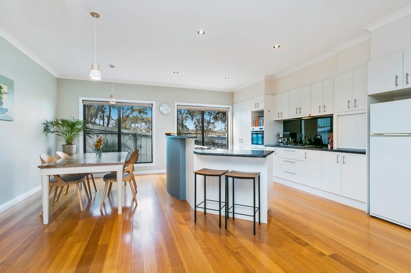 11 Balmoral Drive GOLDEN SQUARE 7