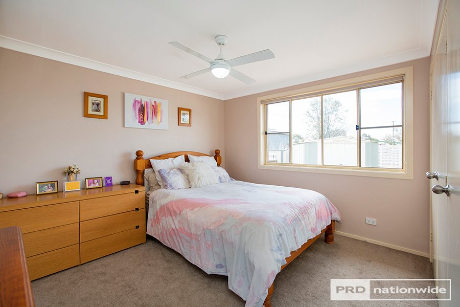 11 Banks Street TAMWORTH 6