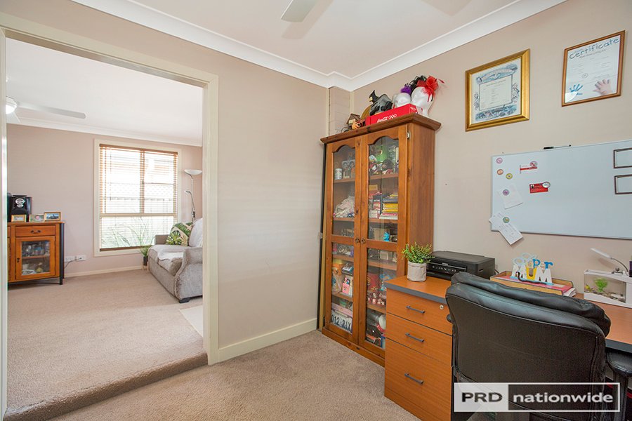 11 Banks Street TAMWORTH 7