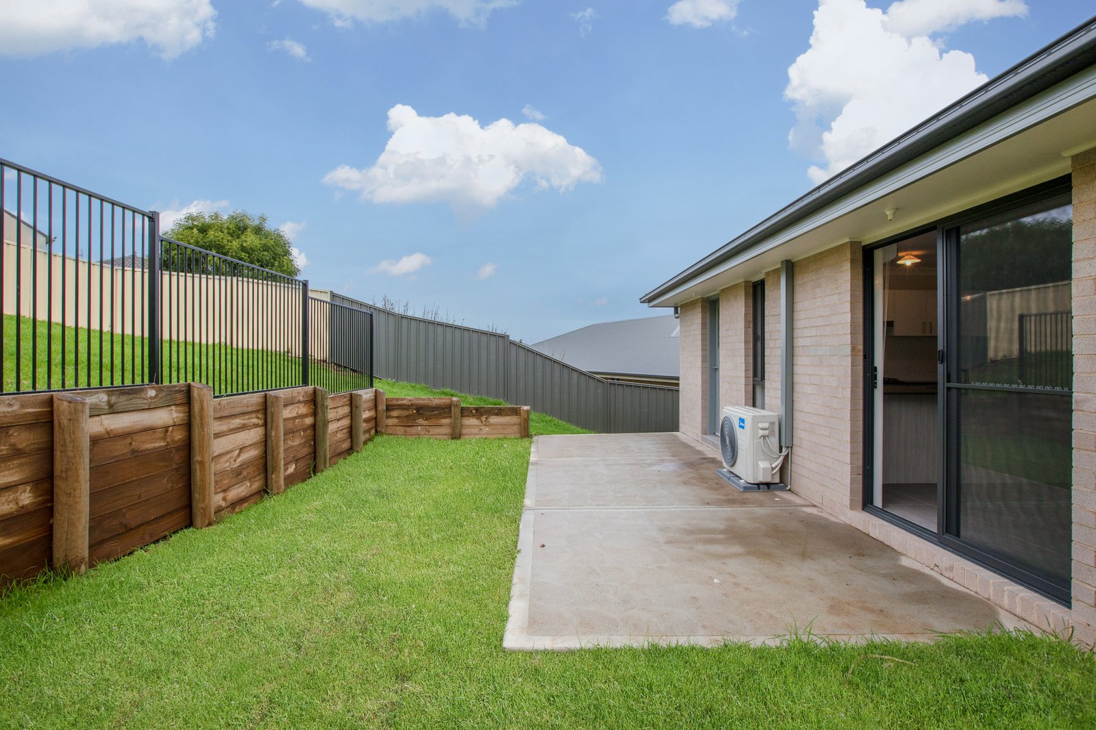 11 Barbara Court RUTHERFORD 19