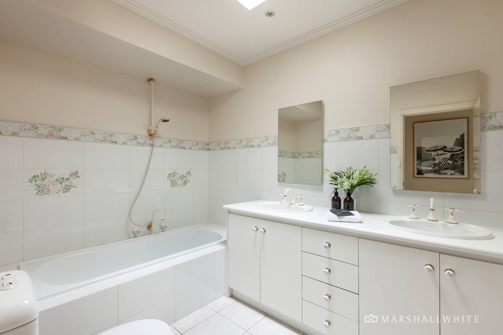 11 Barholme Court, Oakleigh South, VIC