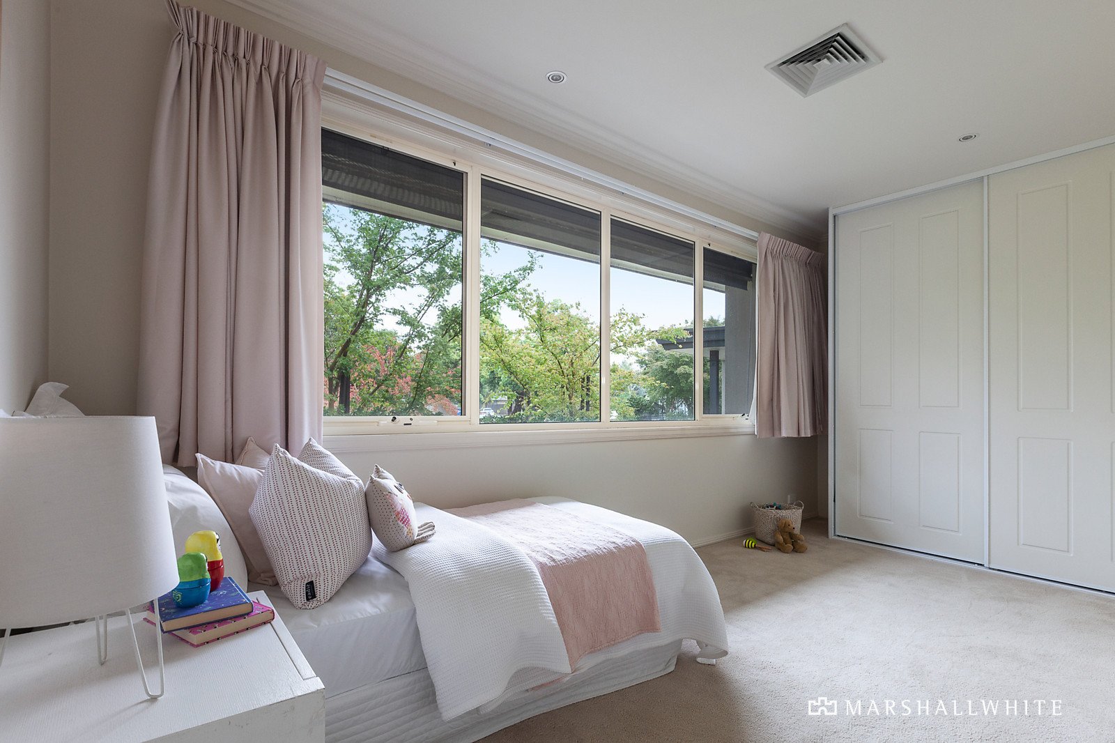 11 Barholme Court, Oakleigh South, VIC