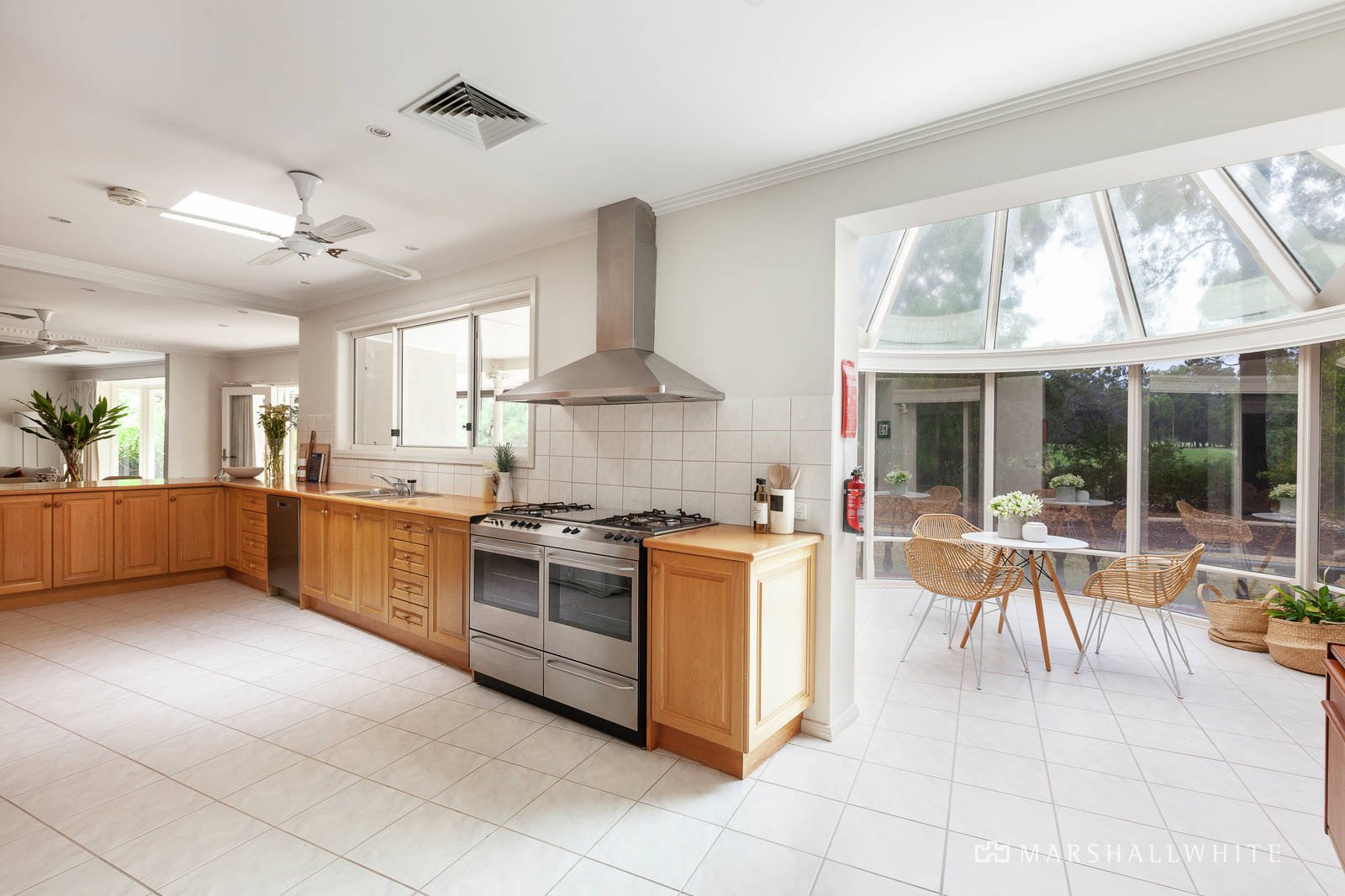 11 Barholme Court, Oakleigh South, VIC