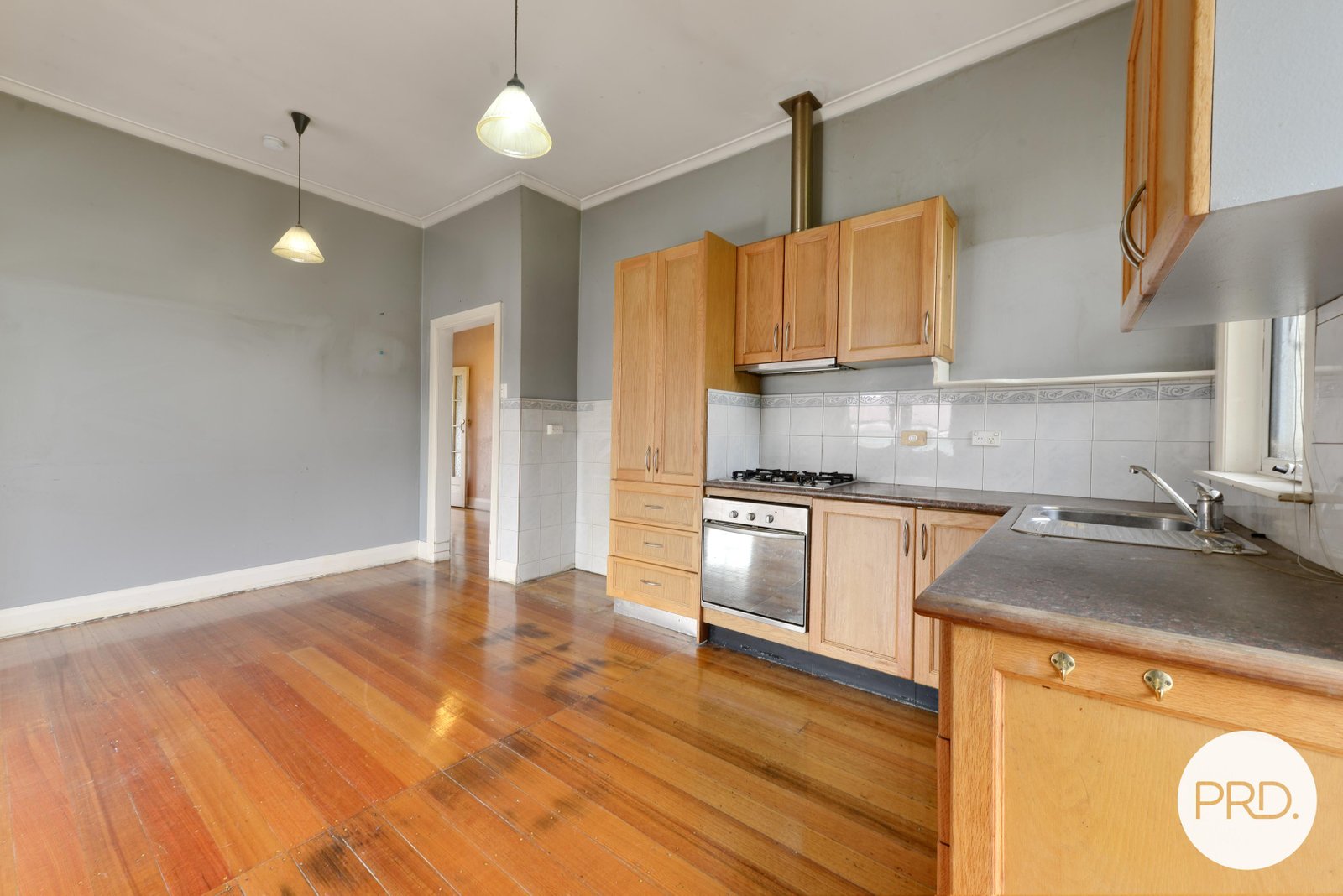 11 Barnett Avenue NEW NORFOLK 5