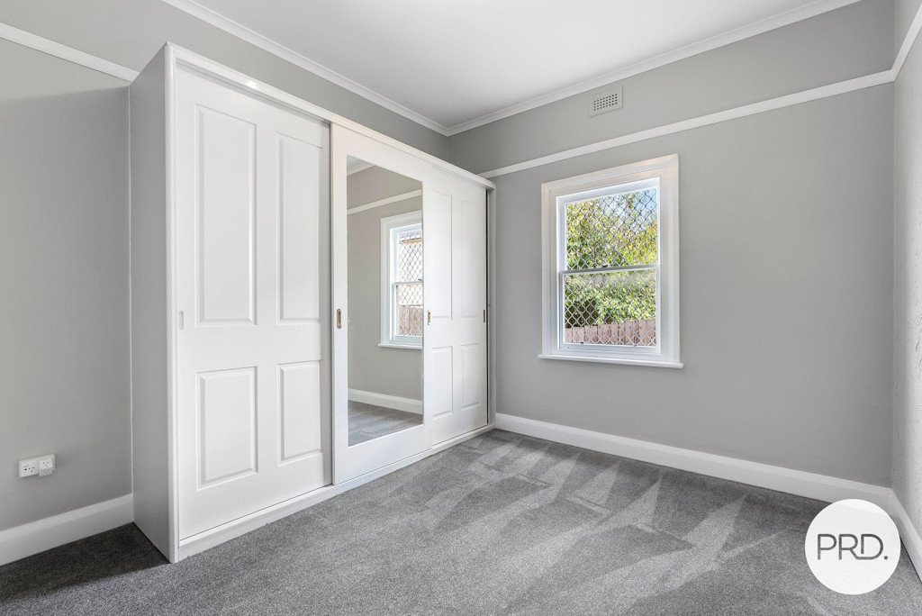 11 Barnett Avenue NEW NORFOLK 2