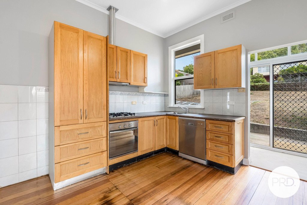 11 Barnett Avenue NEW NORFOLK 8