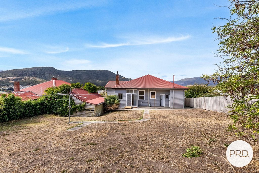 11 Barnett Avenue NEW NORFOLK 12