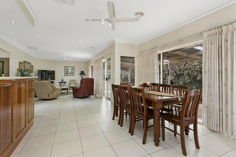 11 Battunga Court STRATHFIELDSAYE 3