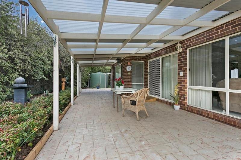 11 Battunga Court STRATHFIELDSAYE 8