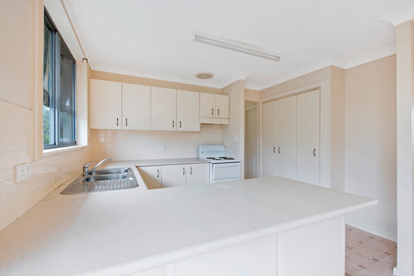 11 Bayside Avenue NORTH HAVEN 3