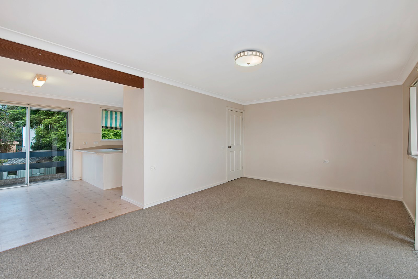 11 Bayside Avenue NORTH HAVEN 8