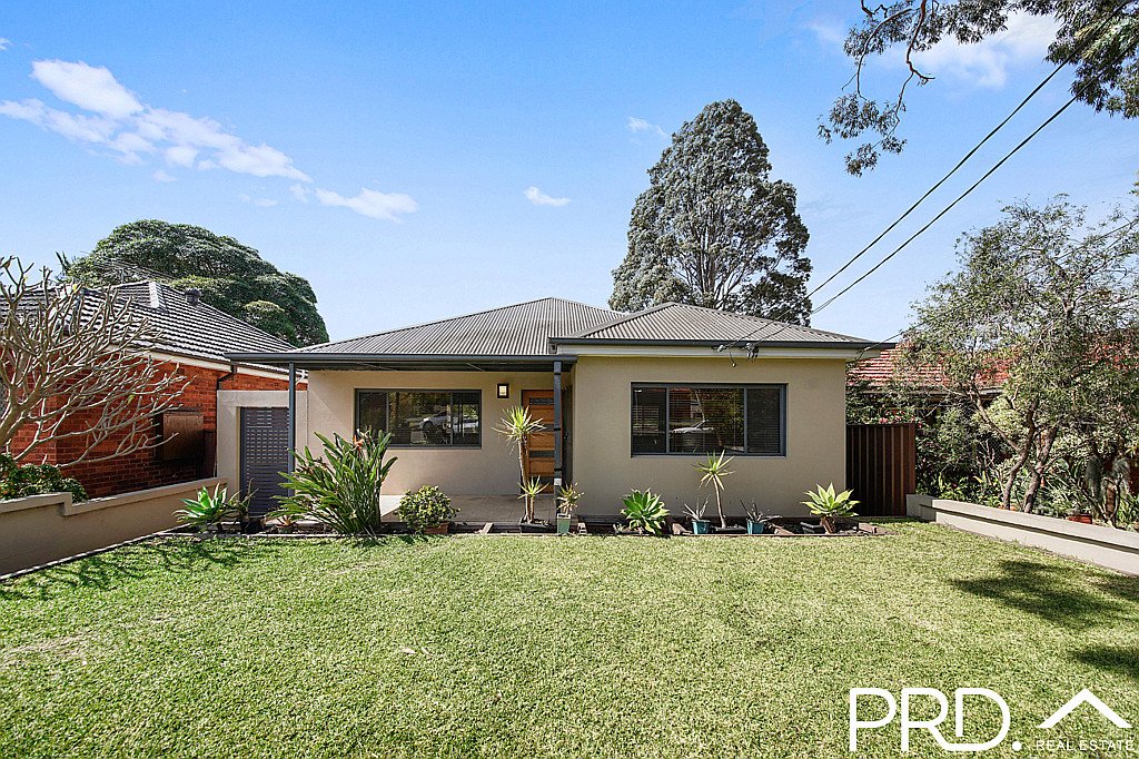 11 Bebe Avenue REVESBY 1