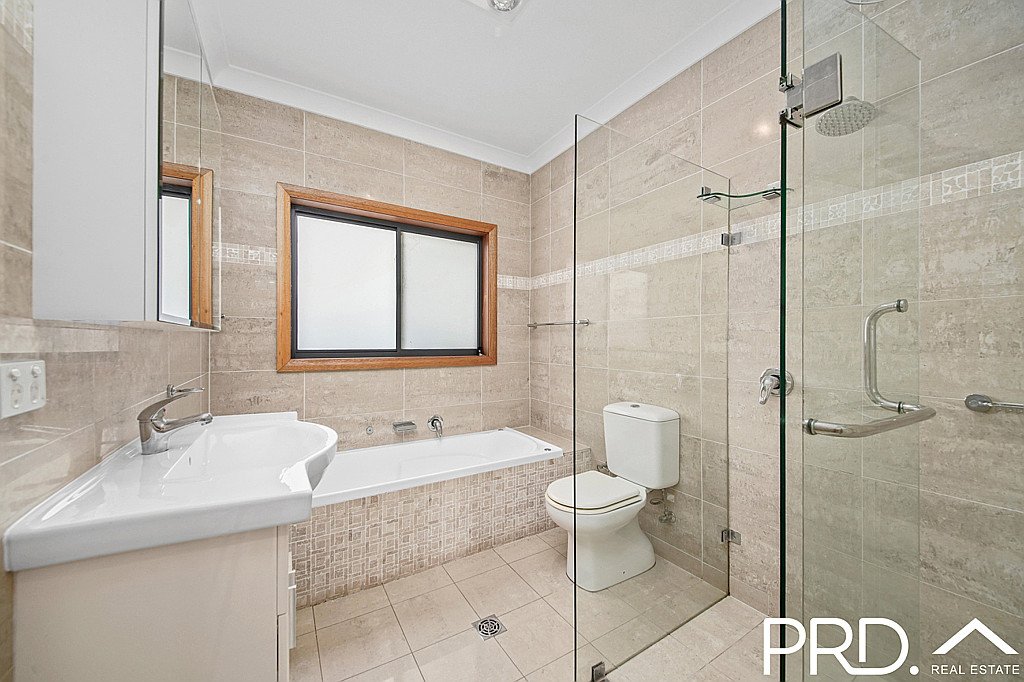 11 Bebe Avenue REVESBY 4