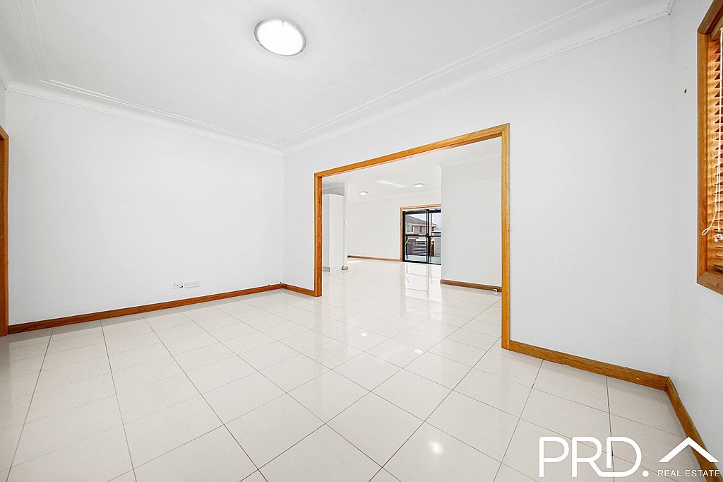 11 Bebe Avenue REVESBY 6