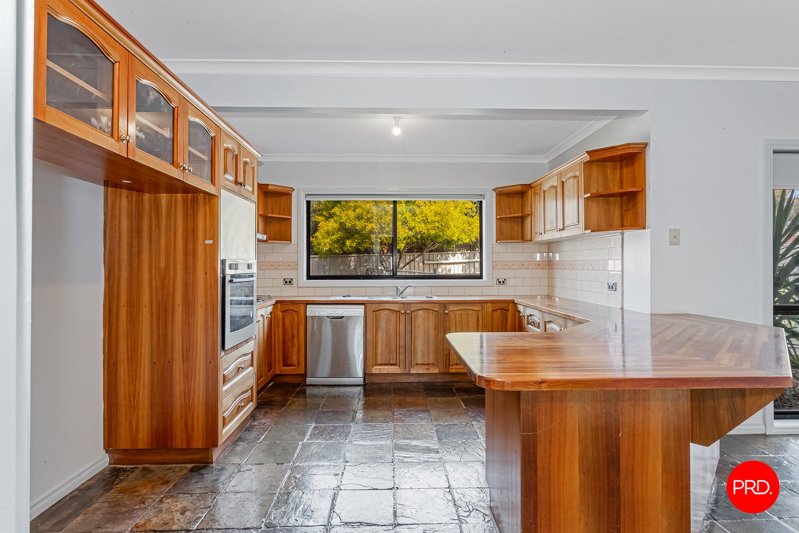 11 Bedford Court GOLDEN SQUARE 11