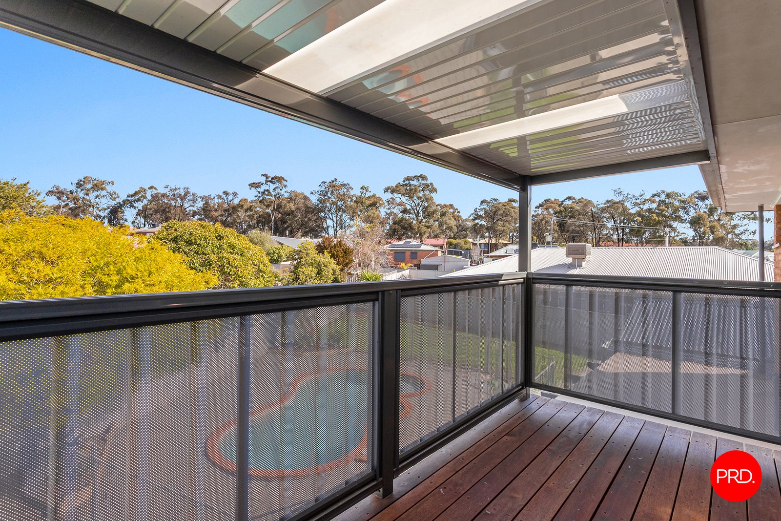 11 Bedford Court GOLDEN SQUARE 16