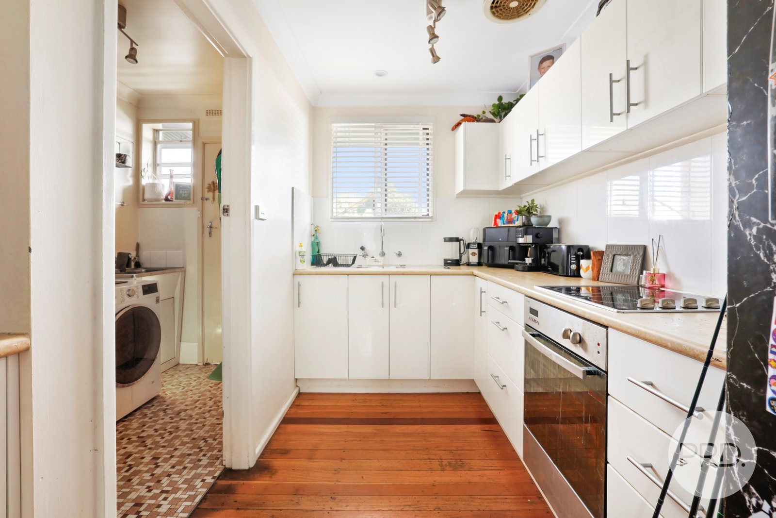 1/1 Bell Street TAMWORTH 7