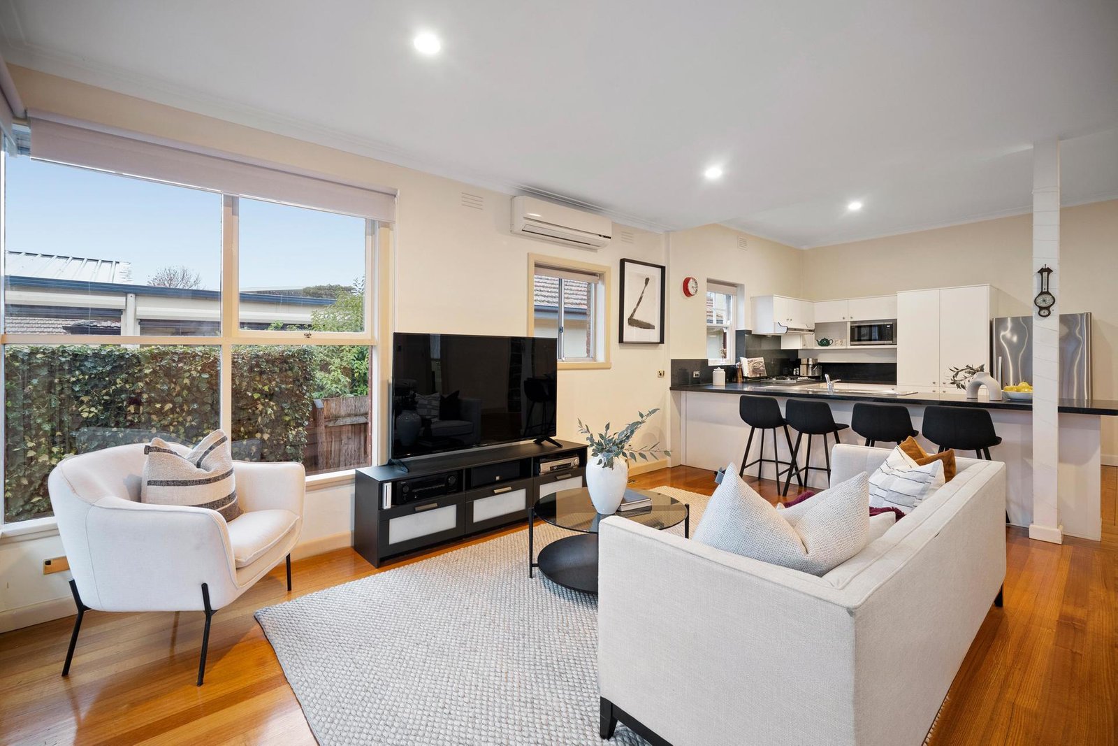Real Estate and Property in 11 Bellevue Avenue, Malvern East, VIC