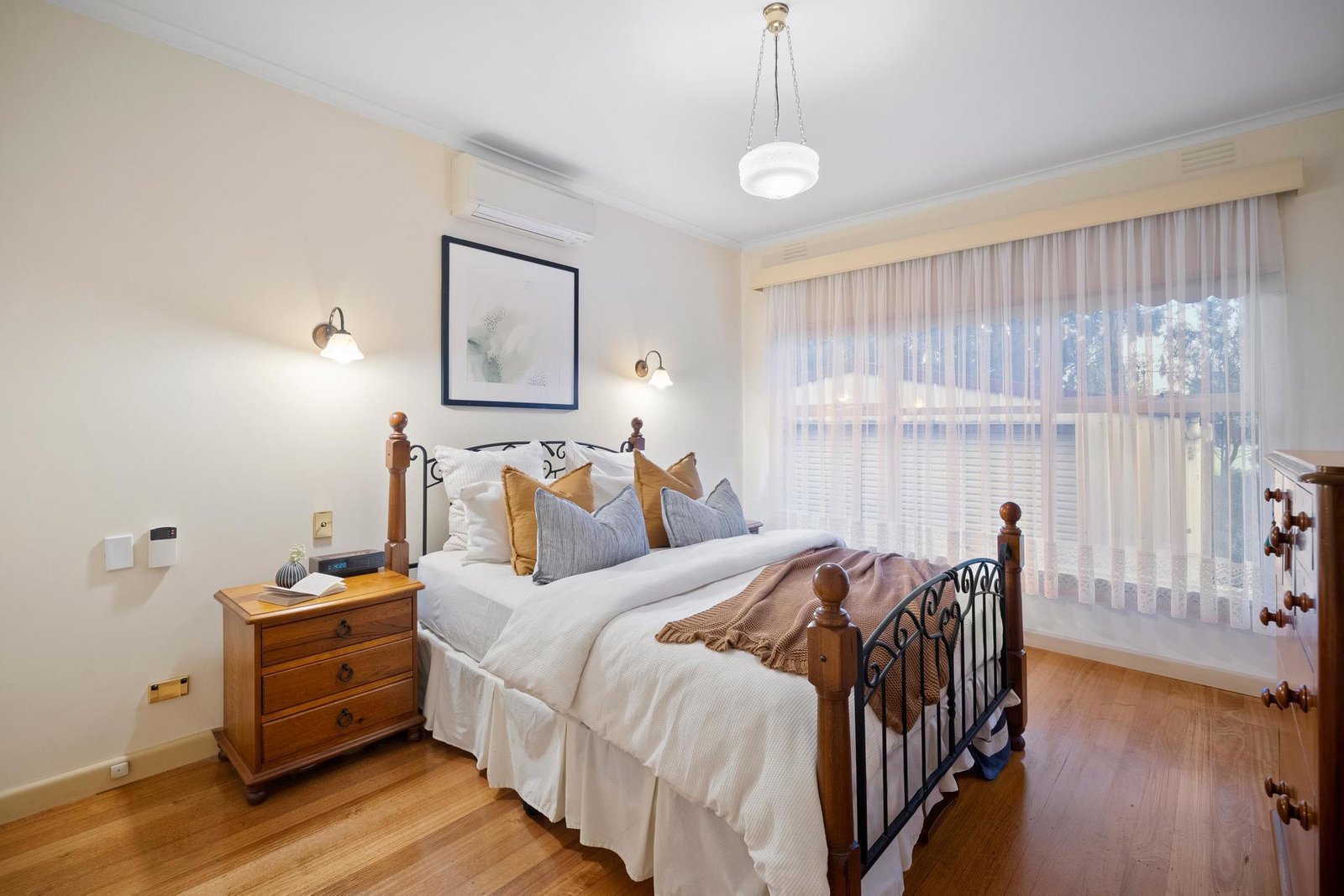 Real Estate and Property in 11 Bellevue Avenue, Malvern East, VIC