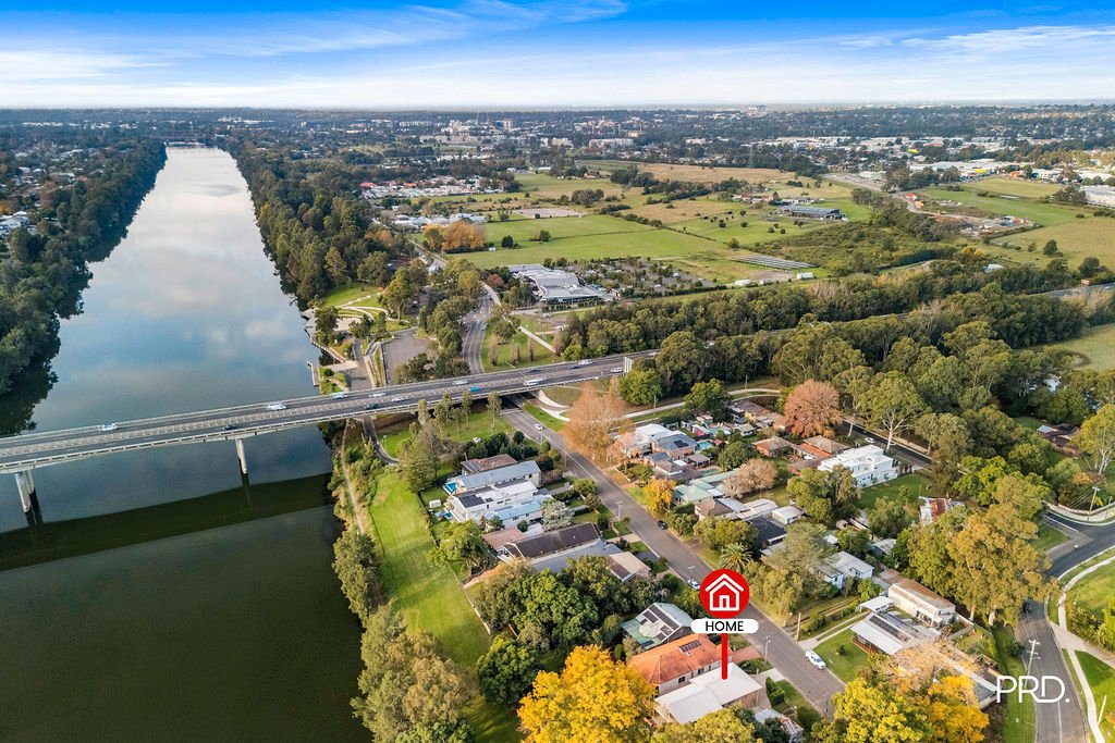 11 Bellevue Rd  REGENTVILLE 28