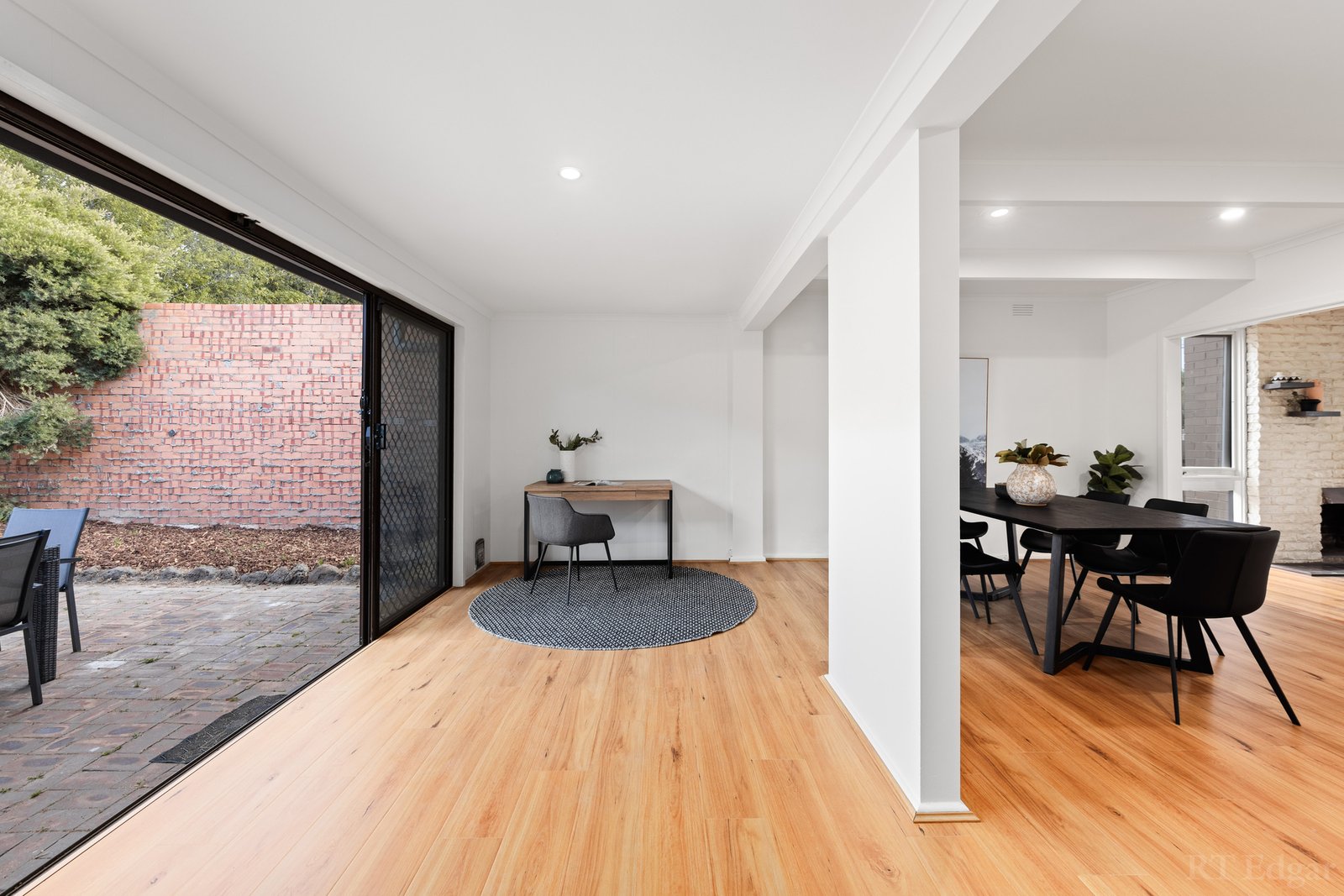 Real Estate and Property in 11 Bermuda Drive, Blackburn South, VIC