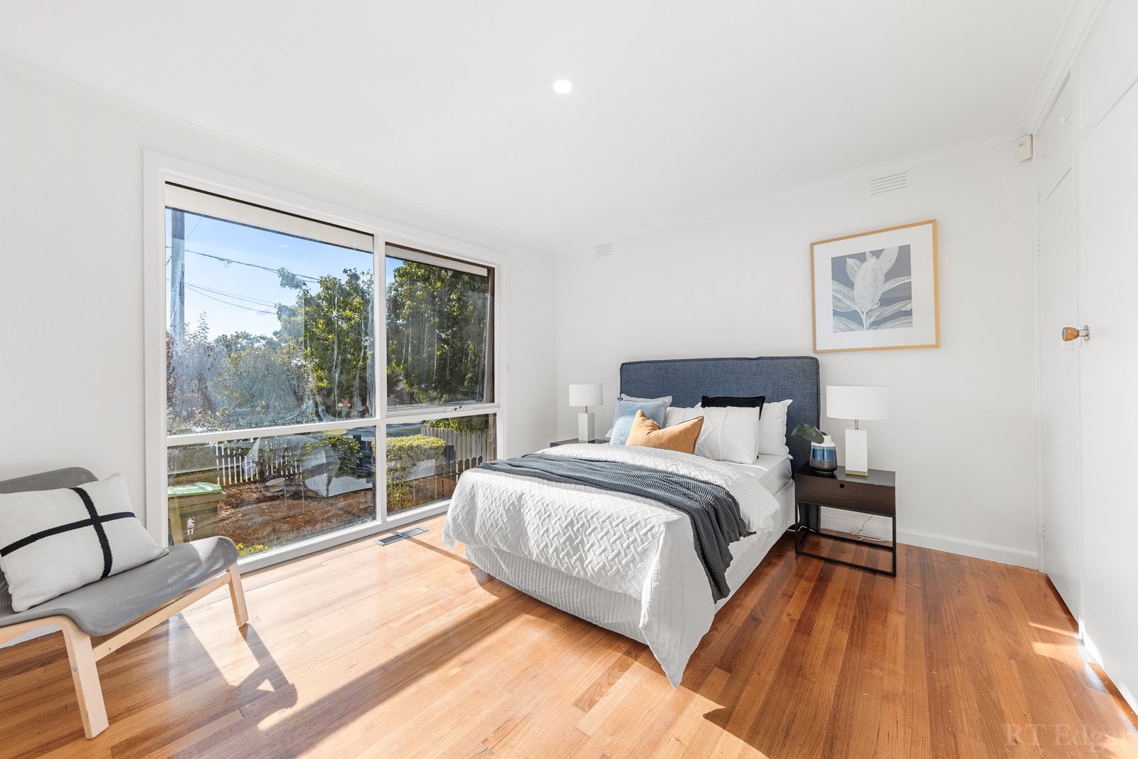 Real Estate and Property in 11 Bermuda Drive, Blackburn South, VIC