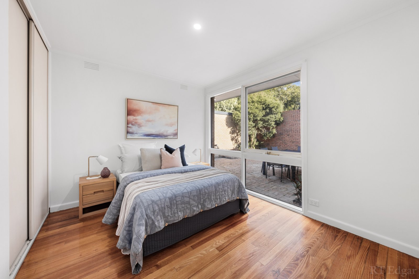 Real Estate and Property in 11 Bermuda Drive, Blackburn South, VIC