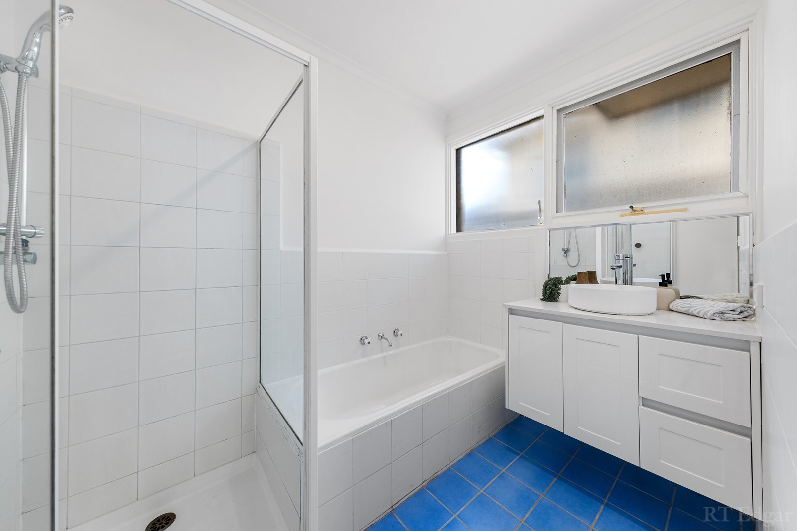 Real Estate and Property in 11 Bermuda Drive, Blackburn South, VIC