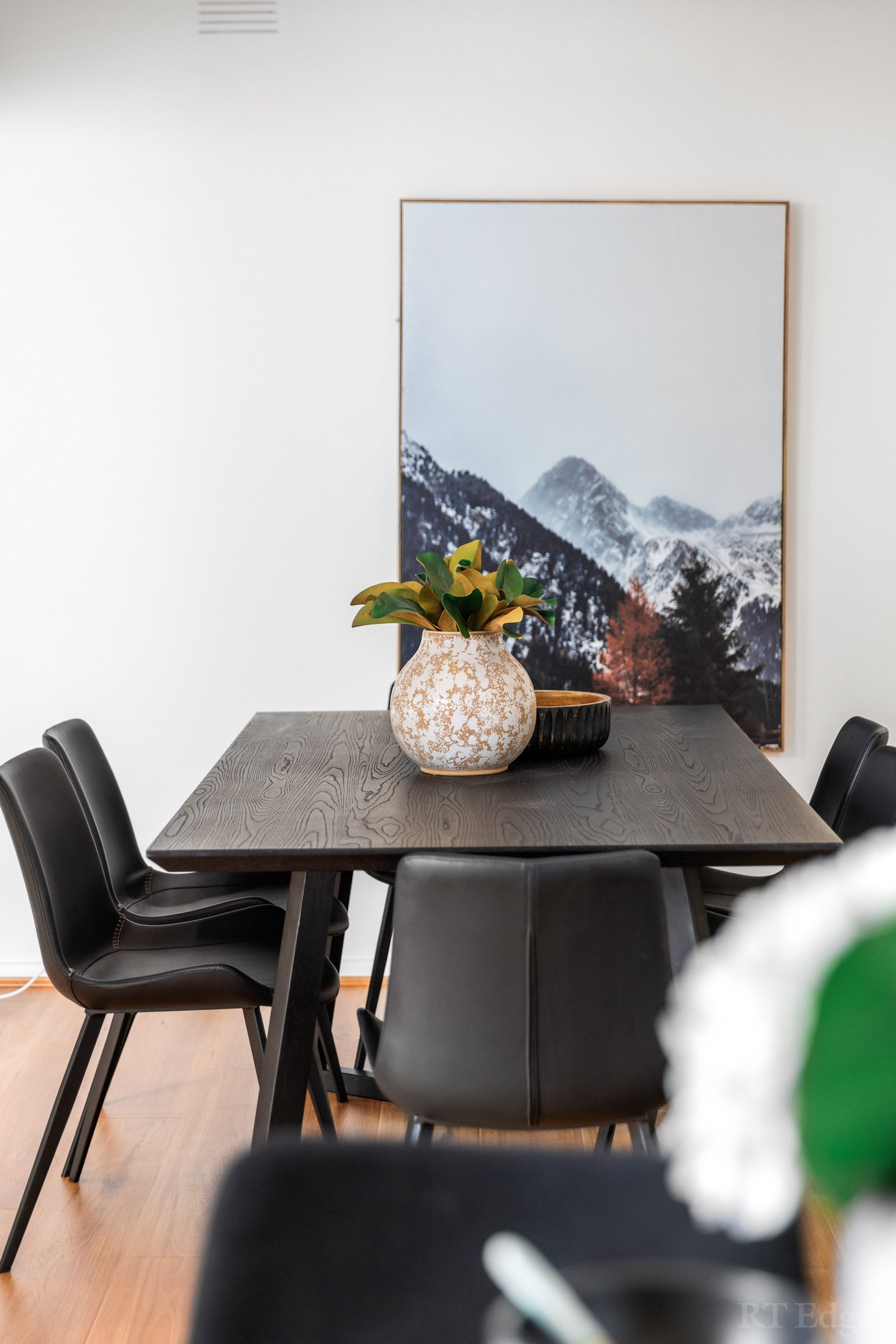 Real Estate and Property in 11 Bermuda Drive, Blackburn South, VIC