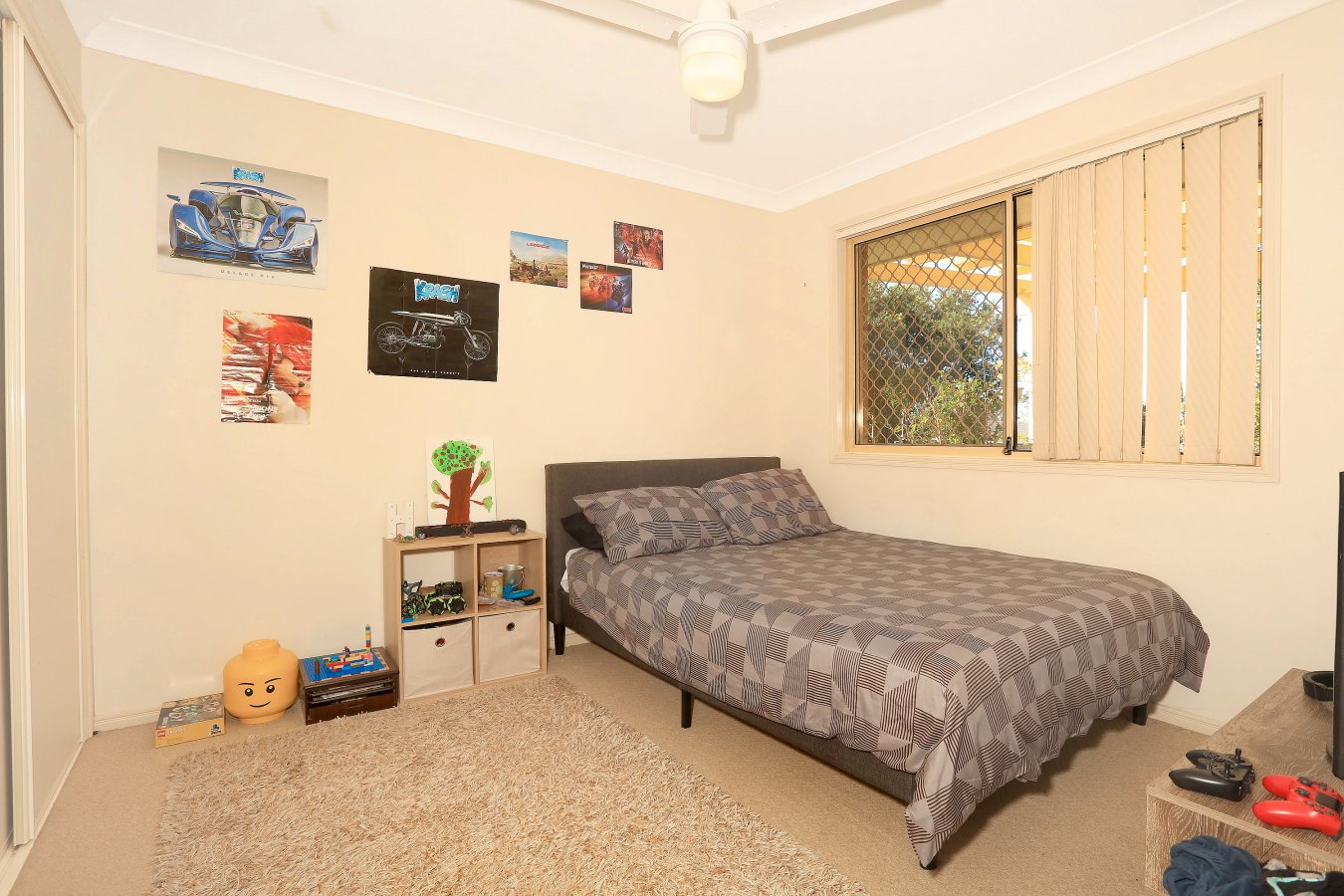 11 Billinghurst Crescent UPPER COOMERA 13