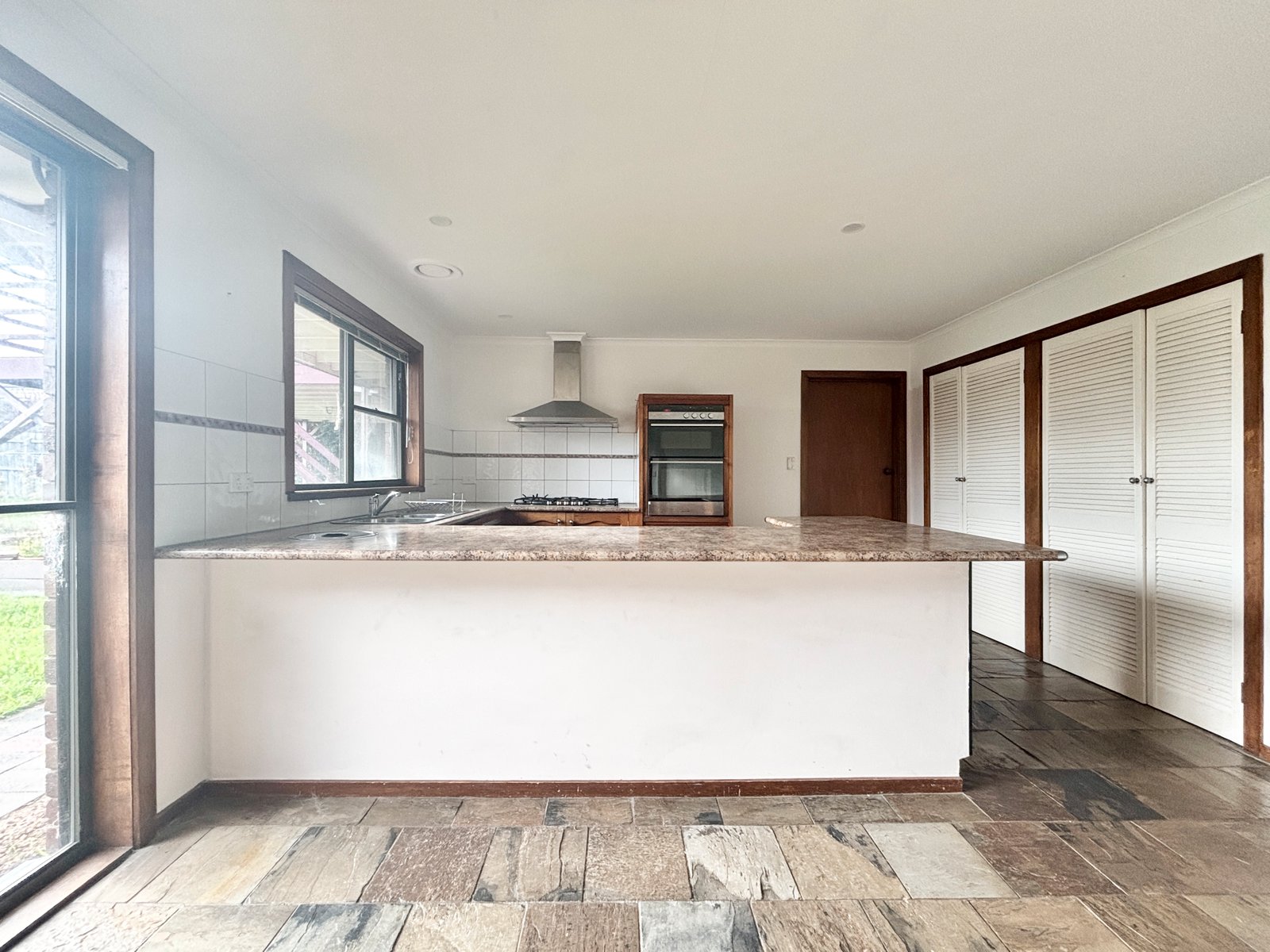 Gallery: 11 Binda Court