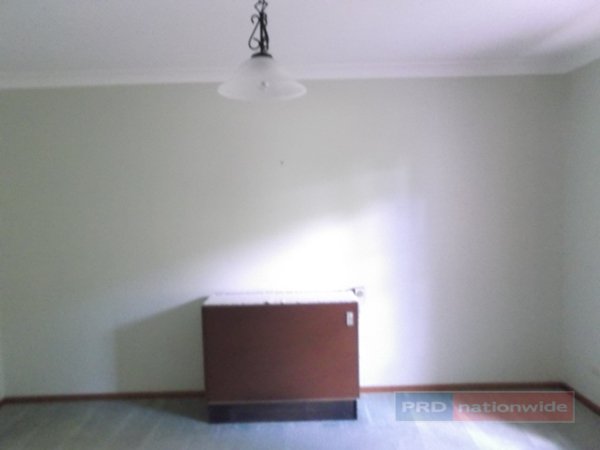 11 Birch Street BATLOW 12