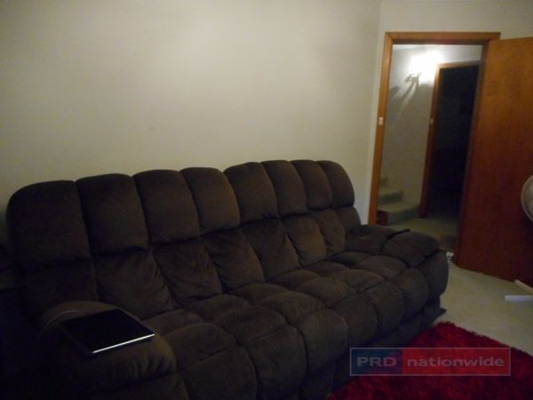 11 Birch Street BATLOW 22