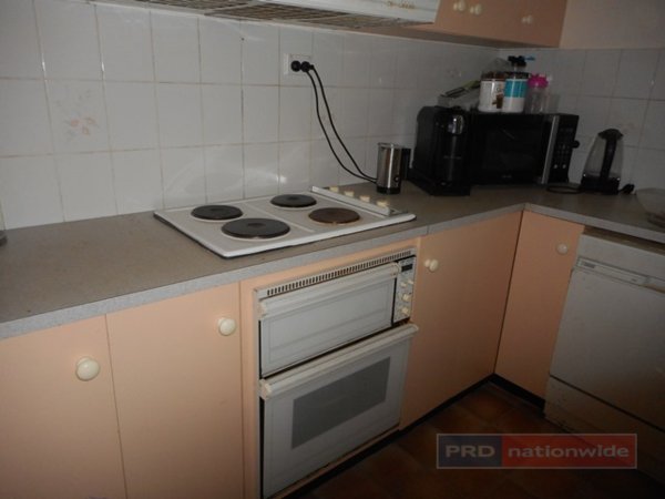 11 Birch Street BATLOW 24