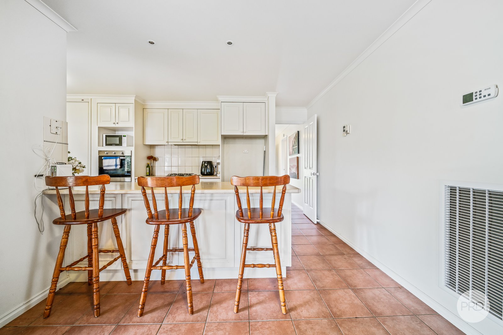 11 Bissell Drive GOLDEN SQUARE 4