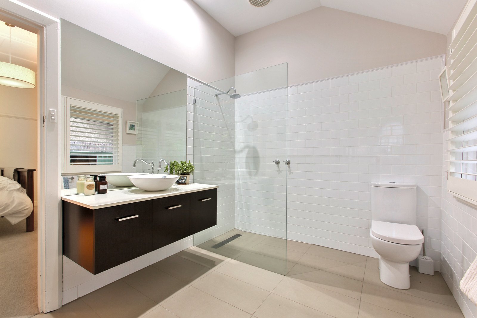 11 Black Street, Mont Albert, VIC