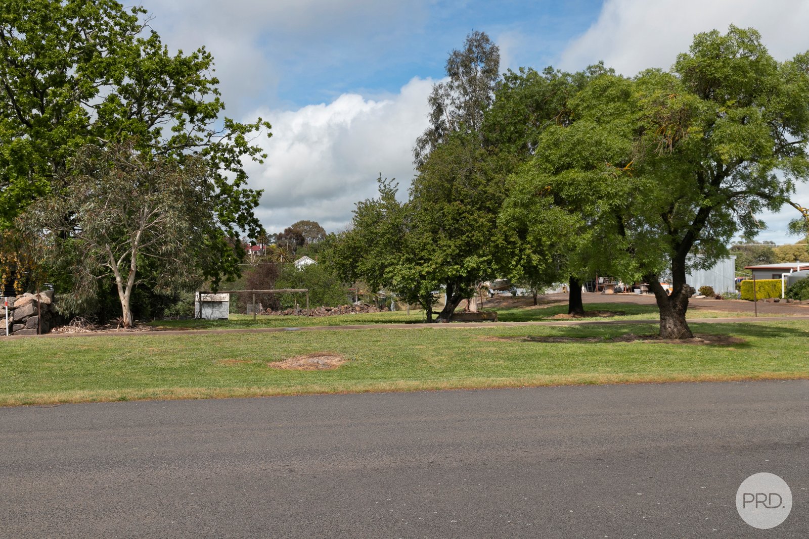 11 Blake Street SKIPTON 8