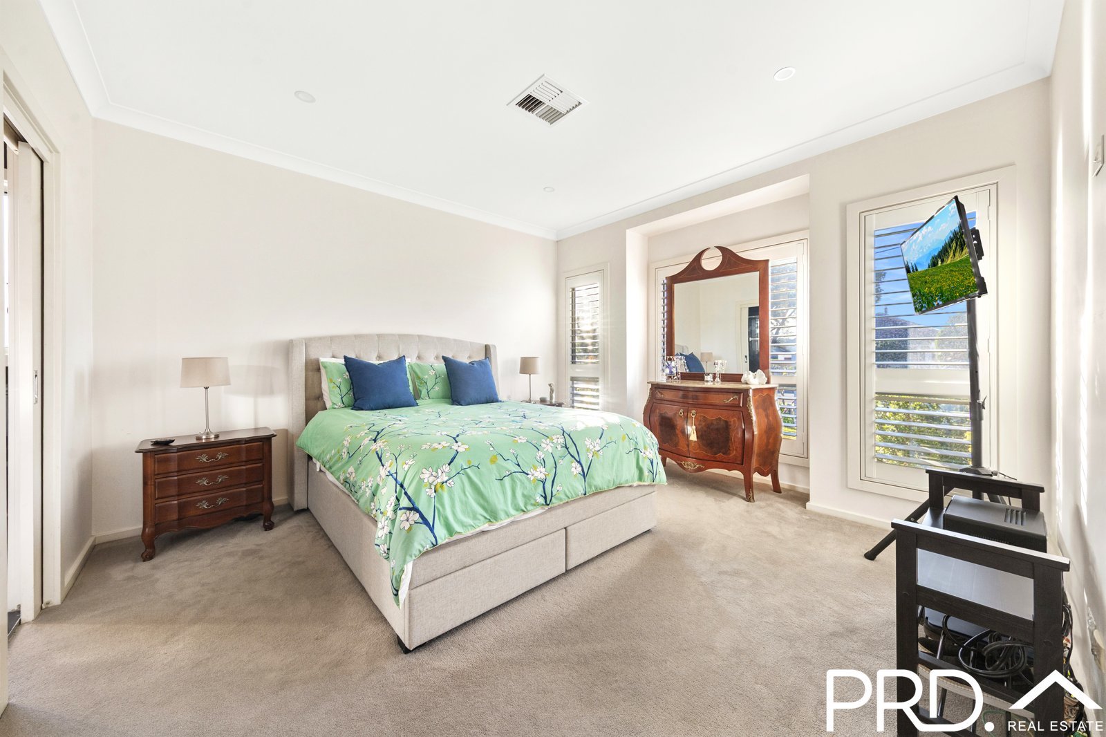 11 Blanc Avenue EAST HILLS 6