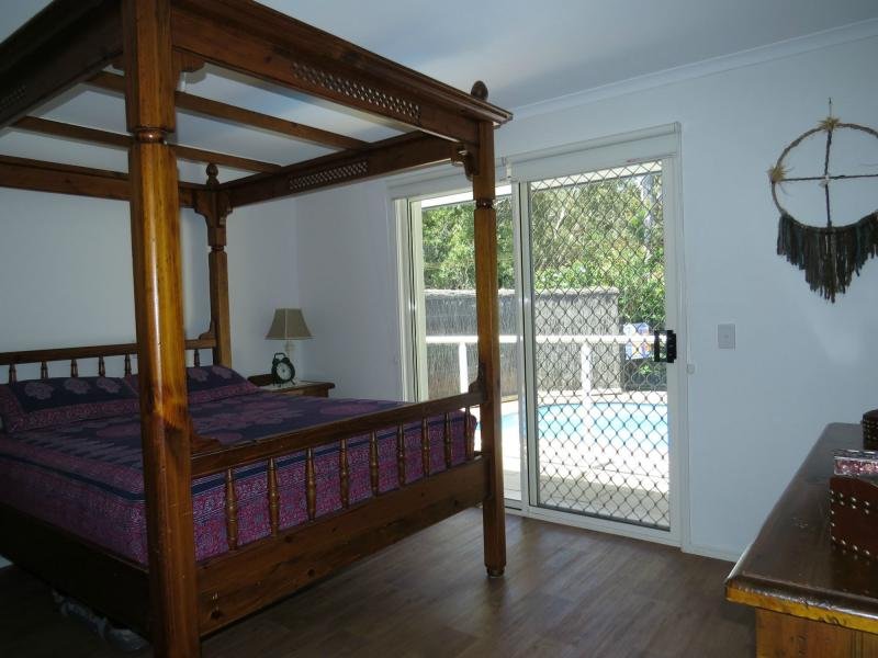 11 Bluewater Place SAPPHIRE BEACH 8