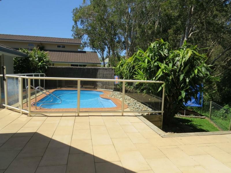 11 Bluewater Place SAPPHIRE BEACH 3