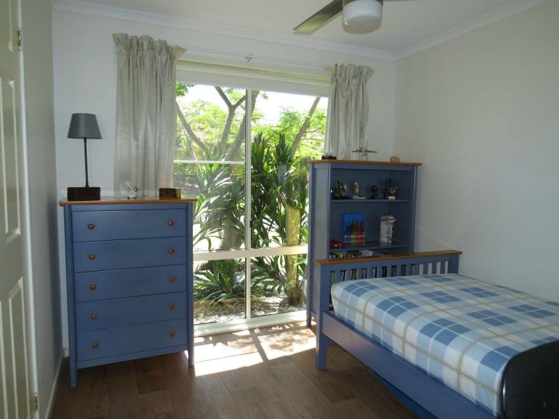 11 Bluewater Place SAPPHIRE BEACH 9